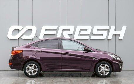 Hyundai Solaris II рестайлинг, 2011 год, 925 000 рублей, 5 фотография