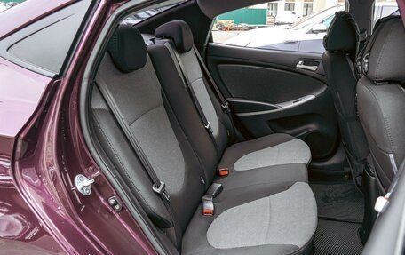 Hyundai Solaris II рестайлинг, 2011 год, 925 000 рублей, 7 фотография