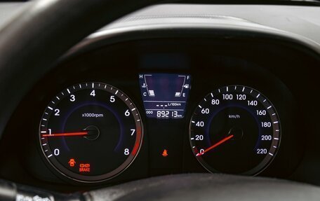 Hyundai Solaris II рестайлинг, 2011 год, 925 000 рублей, 18 фотография