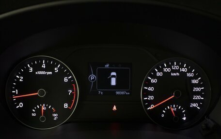 KIA Sportage IV рестайлинг, 2017 год, 1 800 000 рублей, 8 фотография