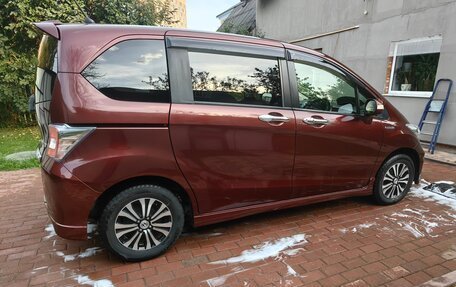 Honda Freed I, 2014 год, 1 330 000 рублей, 1 фотография