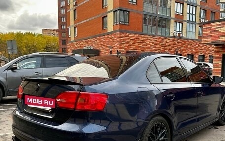 Volkswagen Jetta VI, 2011 год, 840 000 рублей, 5 фотография