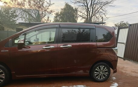 Honda Freed I, 2014 год, 1 330 000 рублей, 3 фотография