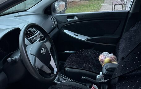 Hyundai Solaris II рестайлинг, 2012 год, 650 000 рублей, 7 фотография