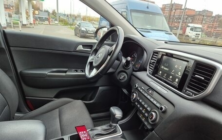 KIA Sportage IV рестайлинг, 2018 год, 2 100 000 рублей, 8 фотография