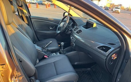 Renault Megane III, 2015 год, 990 000 рублей, 10 фотография
