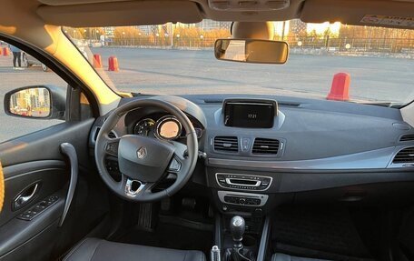Renault Megane III, 2015 год, 990 000 рублей, 9 фотография
