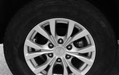 Mitsubishi Pajero Sport II рестайлинг, 2014 год, 1 470 000 рублей, 15 фотография