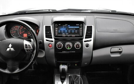 Mitsubishi Pajero Sport II рестайлинг, 2014 год, 1 470 000 рублей, 5 фотография