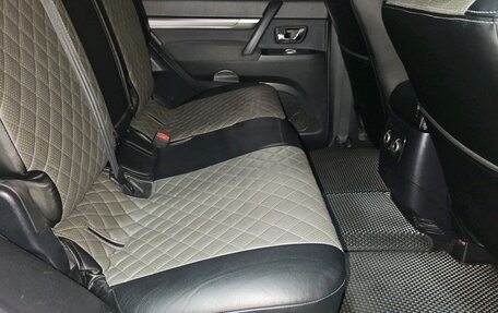 Mitsubishi Pajero IV, 2007 год, 1 145 000 рублей, 13 фотография