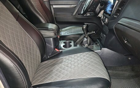 Mitsubishi Pajero IV, 2007 год, 1 145 000 рублей, 12 фотография