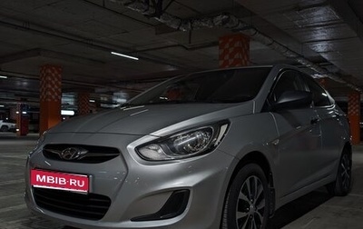 Hyundai Solaris II рестайлинг, 2013 год, 650 000 рублей, 1 фотография