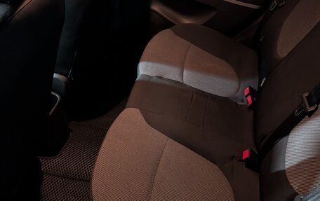 Hyundai Solaris II рестайлинг, 2013 год, 650 000 рублей, 16 фотография