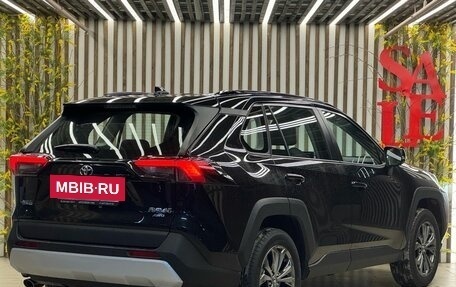 Toyota RAV4, 2024 год, 4 200 000 рублей, 3 фотография