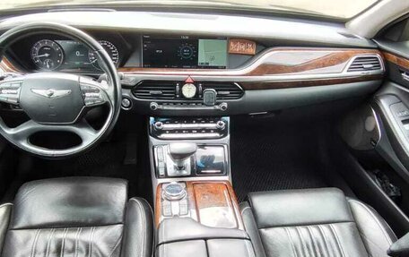 Genesis G90 I рестайлинг, 2017 год, 2 190 000 рублей, 3 фотография