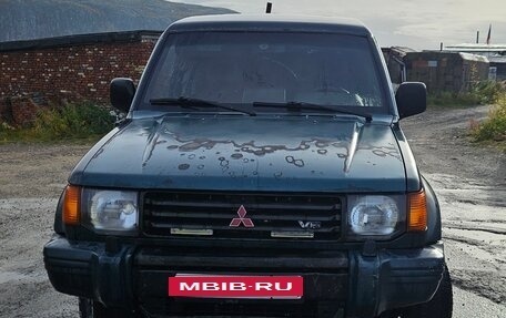 Mitsubishi Pajero III рестайлинг, 1997 год, 380 000 рублей, 2 фотография