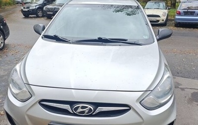 Hyundai Solaris II рестайлинг, 2013 год, 820 000 рублей, 1 фотография
