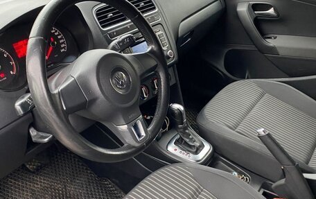 Volkswagen Polo VI (EU Market), 2011 год, 750 000 рублей, 5 фотография