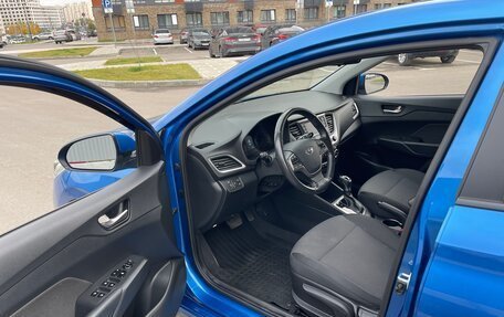 Hyundai Solaris II рестайлинг, 2017 год, 1 300 000 рублей, 10 фотография