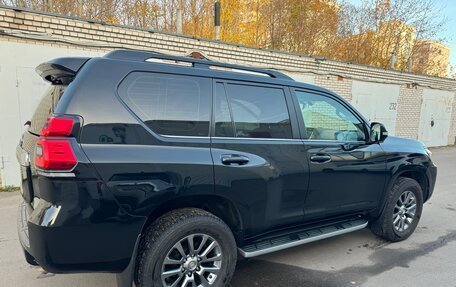 Toyota Land Cruiser Prado 150 рестайлинг 2, 2018 год, 4 000 000 рублей, 15 фотография