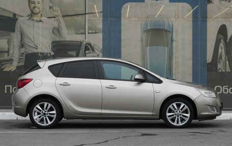 Opel Astra J, 2011 год, 669 000 рублей, 5 фотография