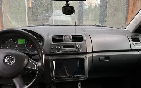 Skoda Fabia II, 2013 год, 950 000 рублей, 8 фотография