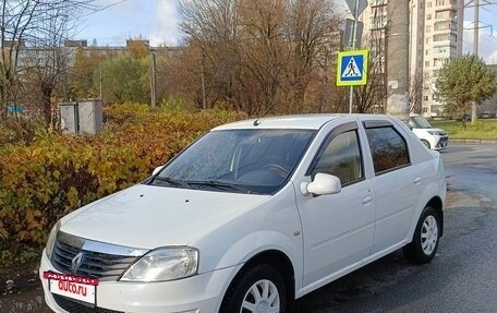 Renault Logan I, 2015 год, 295 000 рублей, 2 фотография
