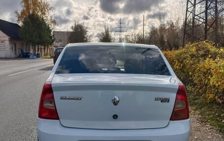 Renault Logan I, 2015 год, 295 000 рублей, 3 фотография