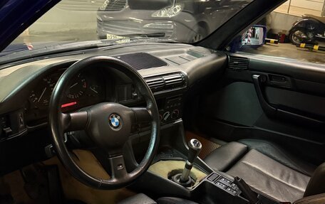 BMW 5 серия, 1992 год, 1 099 000 рублей, 17 фотография