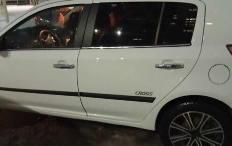 Geely MK Cross I, 2013 год, 300 000 рублей, 3 фотография