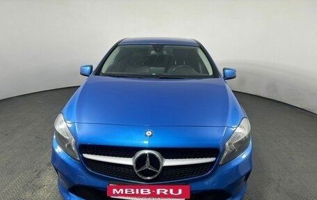 Mercedes-Benz A-Класс, 2016 год, 1 770 000 рублей, 2 фотография