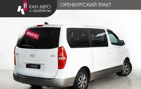 Hyundai H-1 II рестайлинг, 2021 год, 3 440 000 рублей, 3 фотография