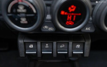 Suzuki Jimny, 2025 год, 3 700 000 рублей, 15 фотография