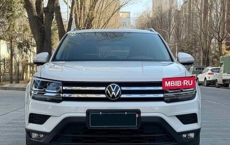 Volkswagen Tharu, 2022 год, 1 688 000 рублей, 2 фотография