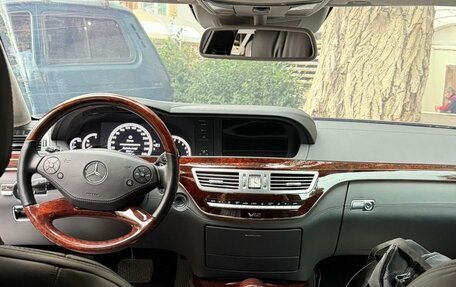 Mercedes-Benz S-Класс, 2009 год, 8 000 000 рублей, 3 фотография