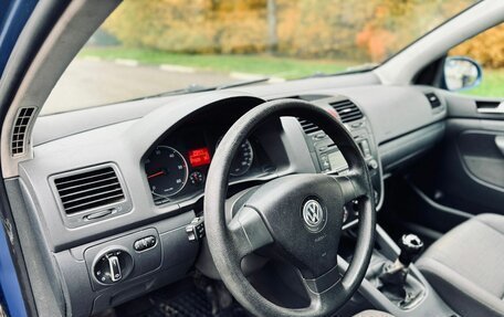 Volkswagen Golf V, 2004 год, 395 000 рублей, 7 фотография