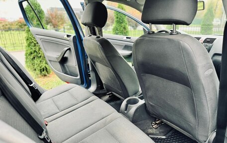 Volkswagen Golf V, 2004 год, 395 000 рублей, 10 фотография