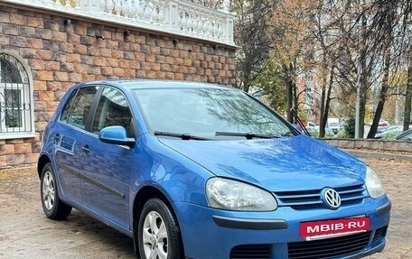 Volkswagen Golf V, 2004 год, 395 000 рублей, 3 фотография