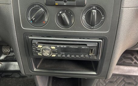 Volkswagen Caddy III рестайлинг, 2008 год, 843 000 рублей, 14 фотография