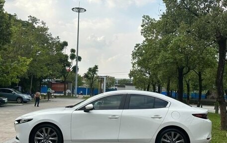 Mazda 3, 2022 год, 1 550 000 рублей, 5 фотография