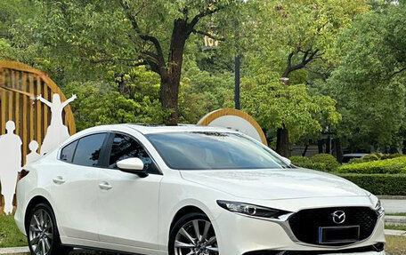 Mazda 3, 2022 год, 1 550 000 рублей, 4 фотография