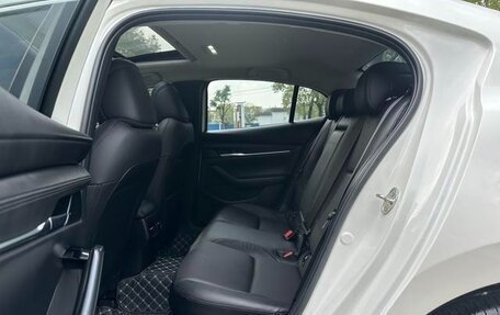 Mazda 3, 2022 год, 1 550 000 рублей, 11 фотография