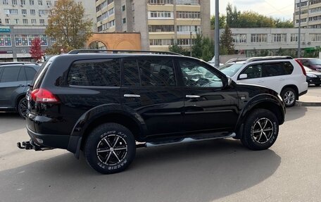 Mitsubishi Pajero Sport II рестайлинг, 2014 год, 1 890 000 рублей, 10 фотография