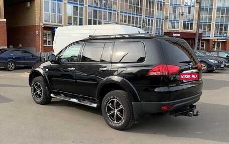 Mitsubishi Pajero Sport II рестайлинг, 2014 год, 1 890 000 рублей, 9 фотография