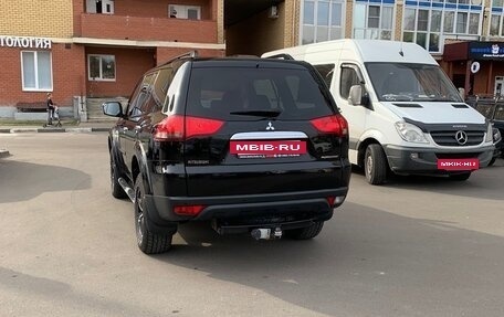 Mitsubishi Pajero Sport II рестайлинг, 2014 год, 1 890 000 рублей, 11 фотография