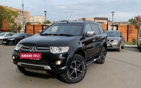 Mitsubishi Pajero Sport II рестайлинг, 2014 год, 1 890 000 рублей, 2 фотография