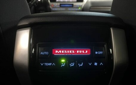 Toyota Land Cruiser Prado 150 рестайлинг 2, 2020 год, 6 320 000 рублей, 36 фотография