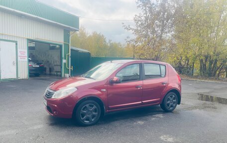Renault Sandero I, 2010 год, 390 000 рублей, 2 фотография