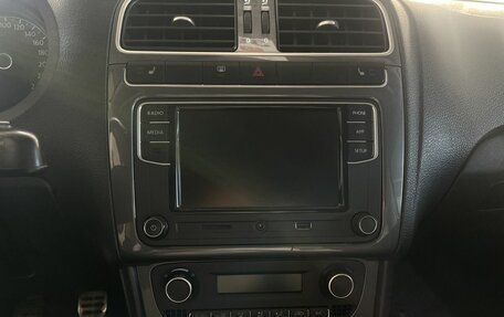 Volkswagen Polo VI (EU Market), 2018 год, 749 000 рублей, 7 фотография