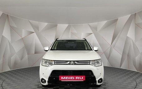 Mitsubishi Outlander III рестайлинг 3, 2013 год, 1 695 000 рублей, 7 фотография